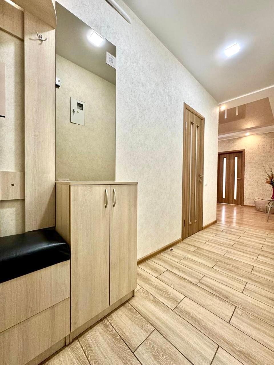 Apartpoltava Витончені Апартаменти Біля Лялькового Театру, Звітна Документація Для Відрядження, Банківський Чек المظهر الخارجي الصورة